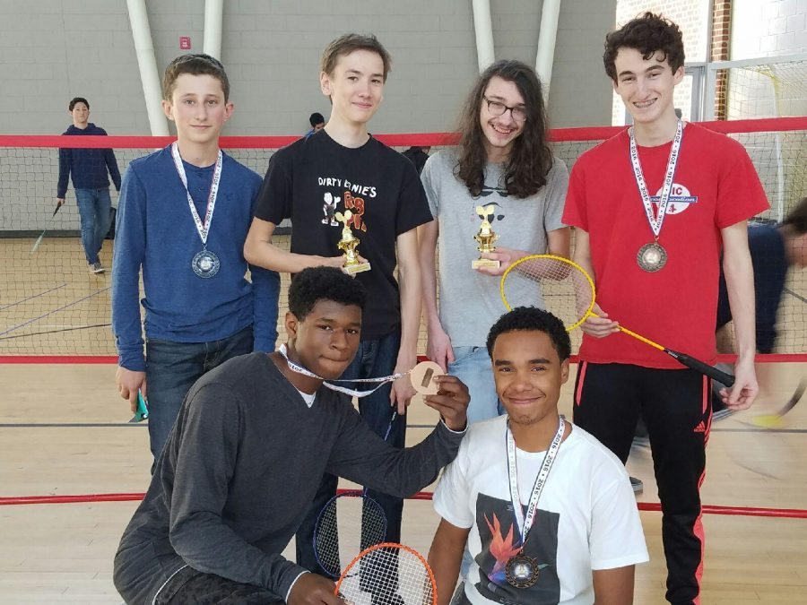 Gym class hosts badminton tournament